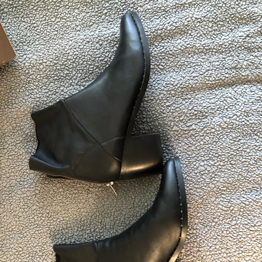 Franco Sarto Nico Bootie - 10 NIB